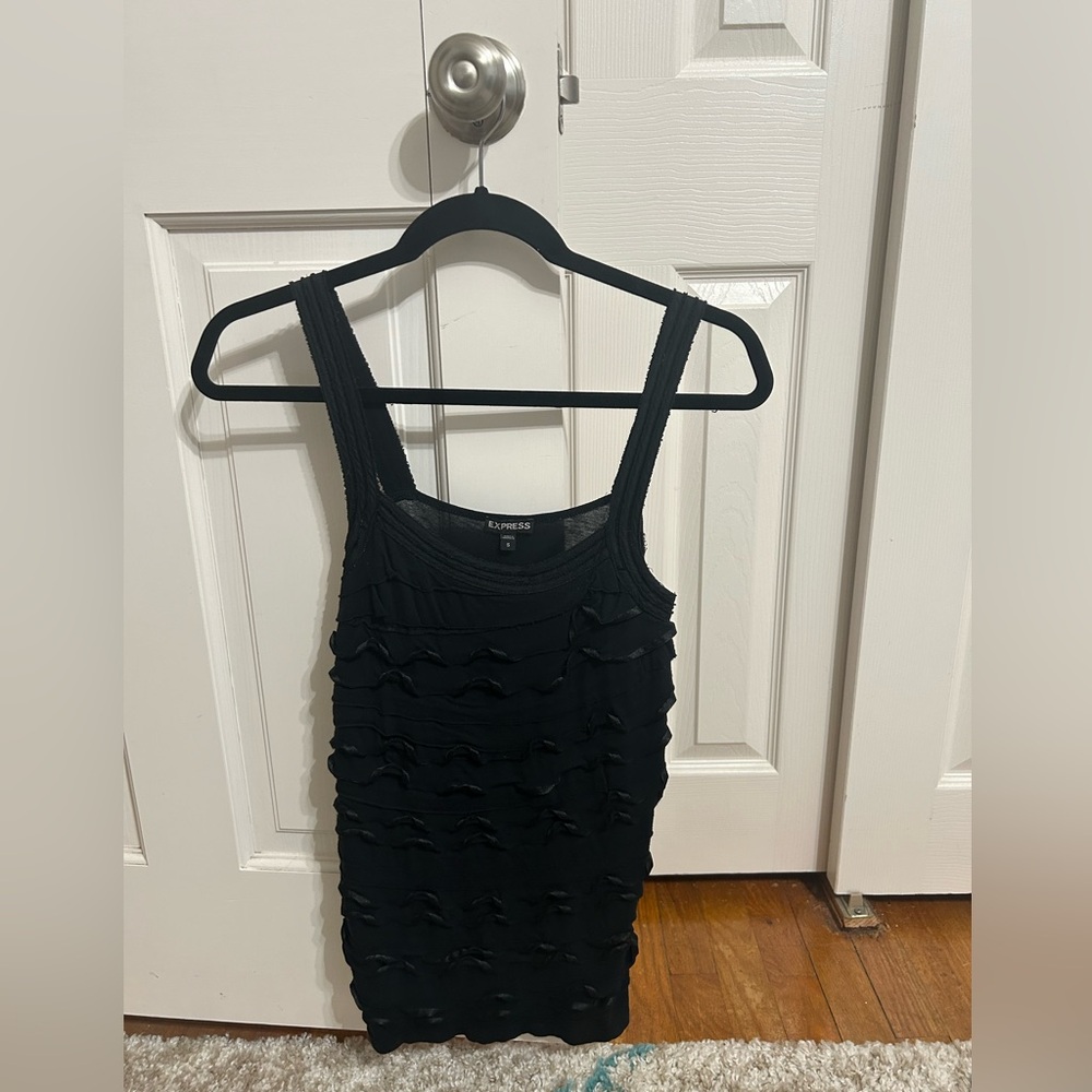 EXPRESS | black ruffled tank, size small